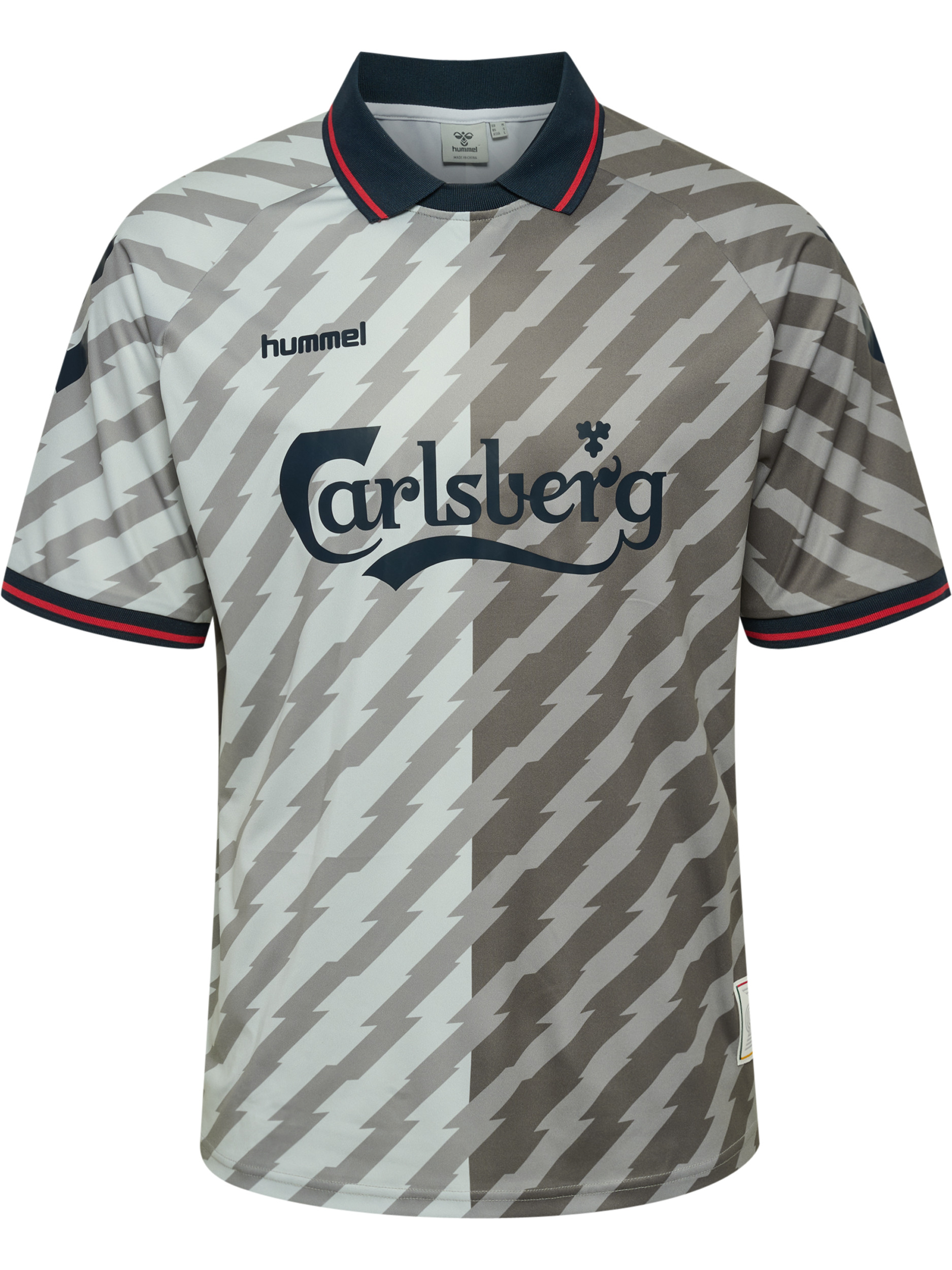 hmlWORLD 26 SOCCER JERSEY